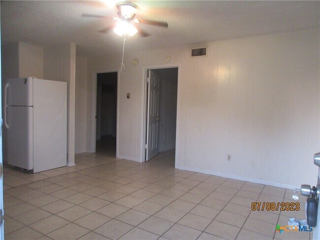 Foto del edificio - 2904 Lake Rd