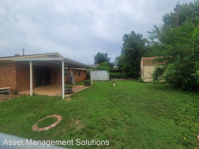 Building Photo - 5 br, 1.5 bath House - 5820 NW 66th St.