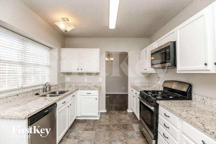 Foto principal - 403 Newberry St