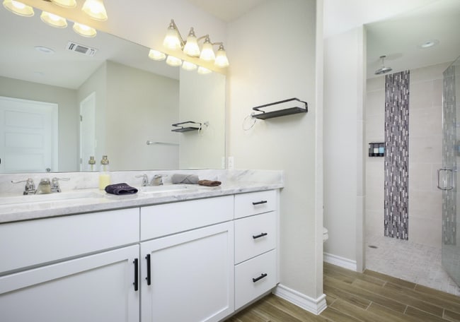 Building Photo - 350 Rasa Dr