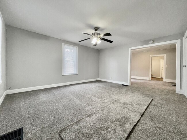 Foto del edificio - 1011-1013 Quarry Ave NW