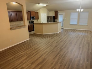 Building Photo - 6533 Sierra Madre Dr