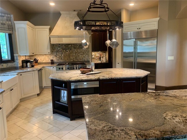 Building Photo - 118 Escavera Cove