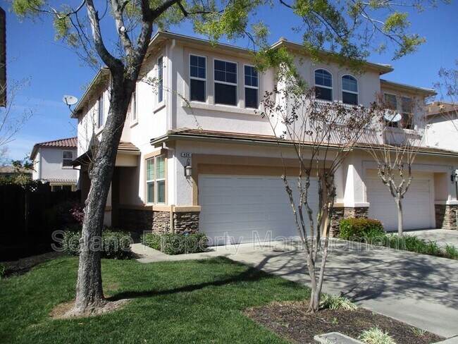 Building Photo - 424 Rosso Ct