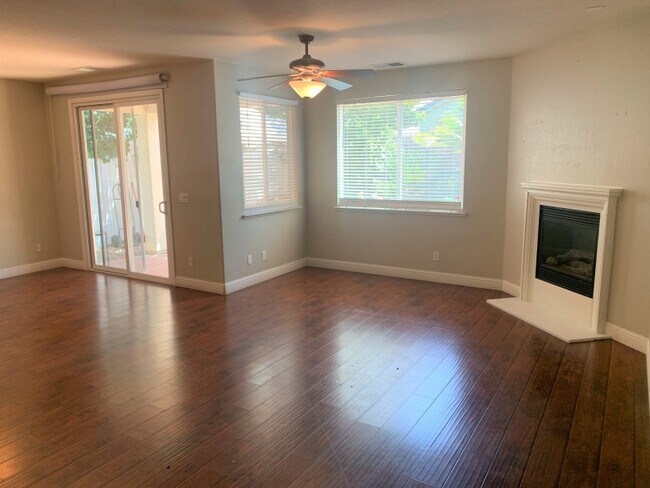 Building Photo - 801 Seaforth Ct