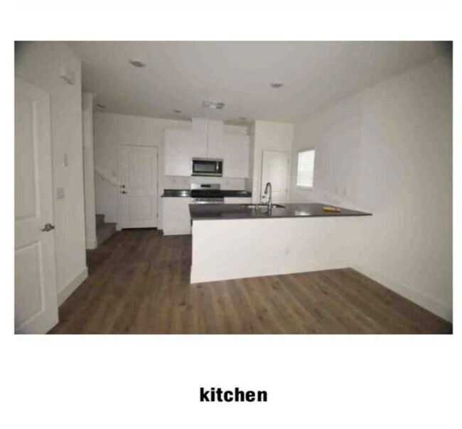 Building Photo - New Build Condo for Rent