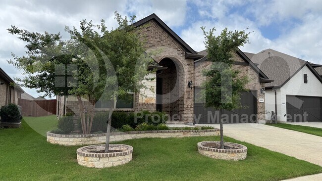 Building Photo - 1005 Whitehall Ln