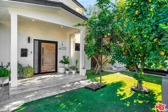 Building Photo - 6324 Geyser Ave