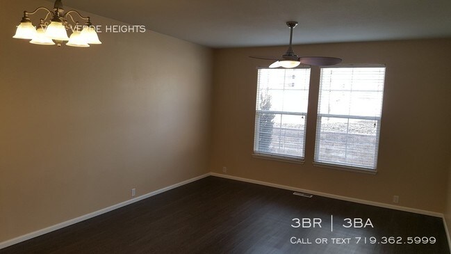 Building Photo - 774 Vista Verde Heights
