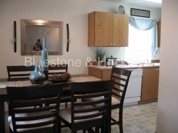 Foto del edificio - 14201 E Burnside St
