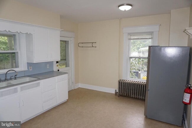 Building Photo - 16 Lawrenceville - Pennington Rd