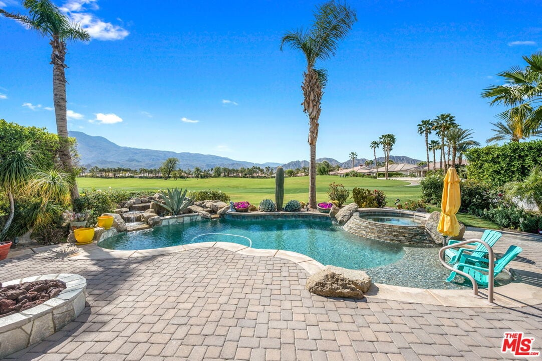 Foto principal - 56645 Mountain View