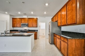 Building Photo - 7412 Legacy Pt St Building Photo - 7412 Legacy Pt St