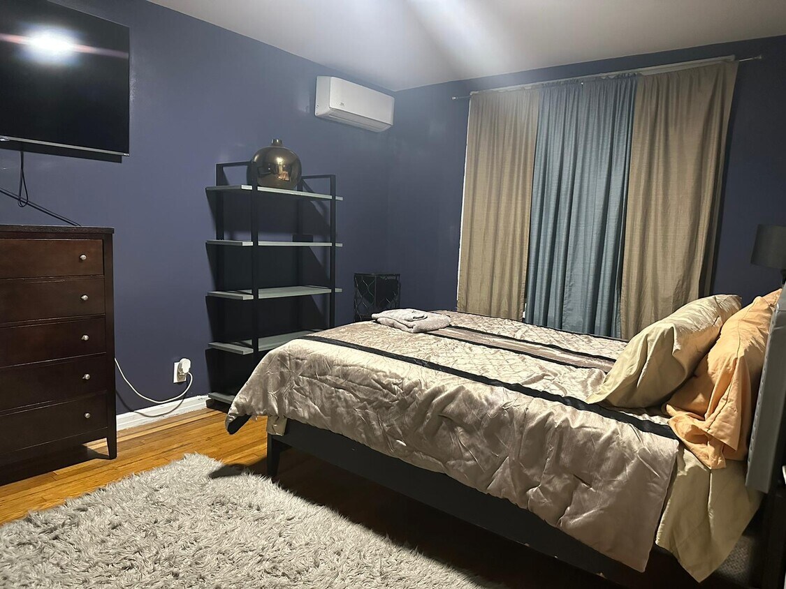 Foto principal - 108-25 Merrick Blvd