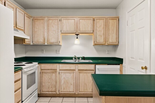 Foto del edificio - 4707 Browning Dr