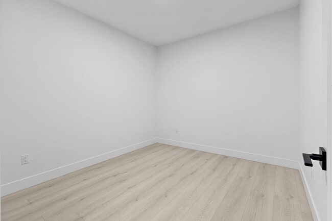 Bedroom - 8016 Annis Rd