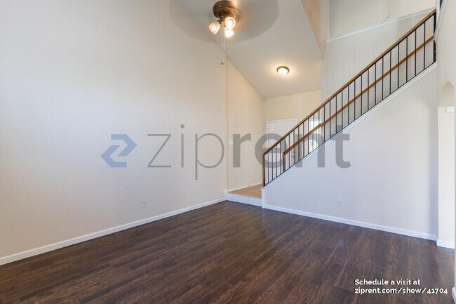 Building Photo - 632 Fort Thomas Pl