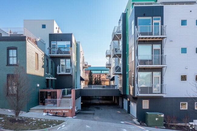 Foto del edificio - 121 W Kingsley St