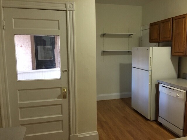 *Las imágenes son muestras representativas de la unidad anunciada. En algunos casos, las unidades reales que visita... - 1798 Beacon St