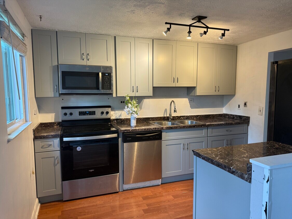 Foto principal - 1770 Minturn Dr