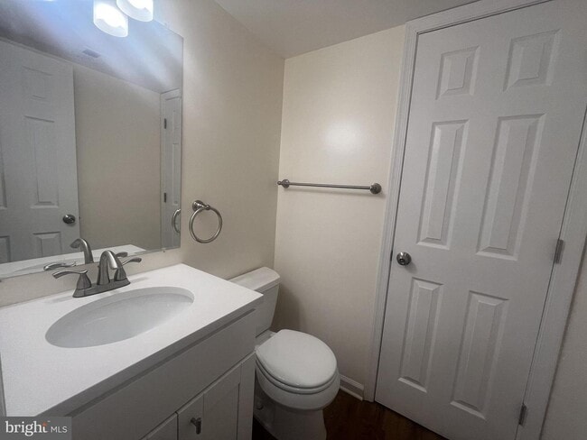 Building Photo - 1678 Westwind Way