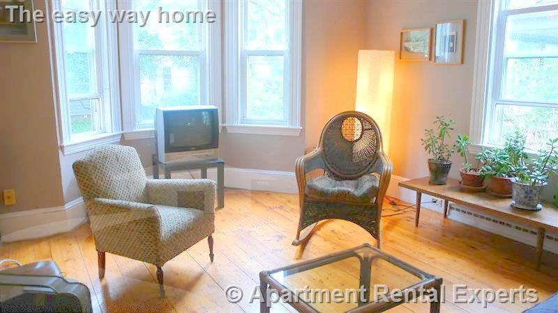 Primary Photo - 22 Sherman St