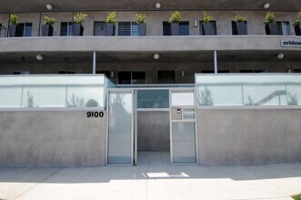 Building Photo - 9100 Whitworth Dr