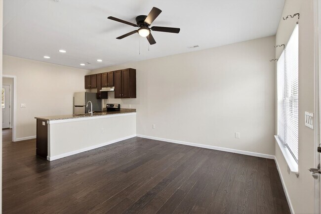 Foto del edificio - 4653 Fairfield Farm Rd NW