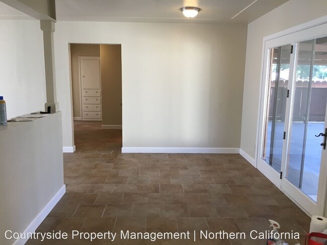 Building Photo - 3 br, 1 bath House - 2333 6th Street