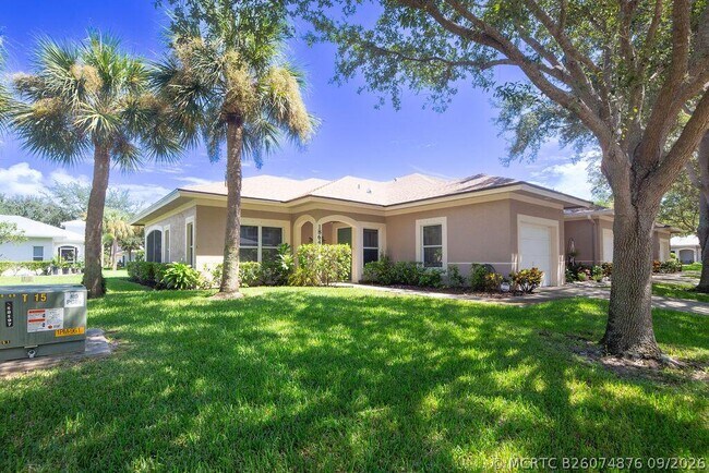 Building Photo - 1864 S Dovetail Dr