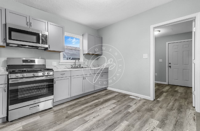 Building Photo - Unique rental opportunity in the heart of ...