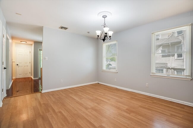 Building Photo - 96 Midland Ave