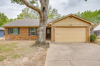 Building Photo - 2610 Casa Blanca Ct