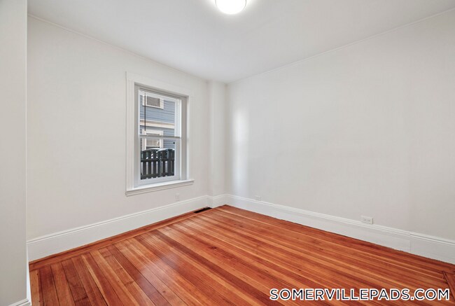 Foto del edificio - 305 Medford St