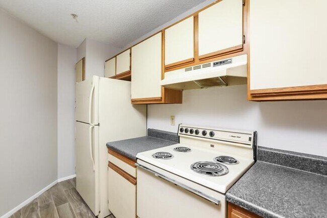 Building Photo - 623 Dory Ln