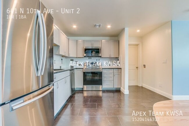 Building Photo - 641 N 10th Ave