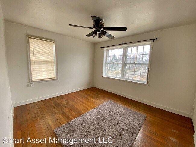 Foto del edificio - 700-702 Scott Ave