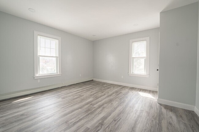Foto del edificio - 194 N Chestnut St