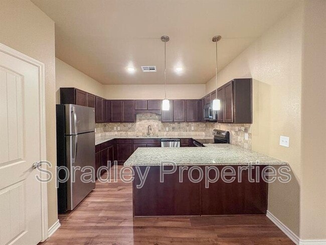Building Photo - 1075 Hibiscus Dr
