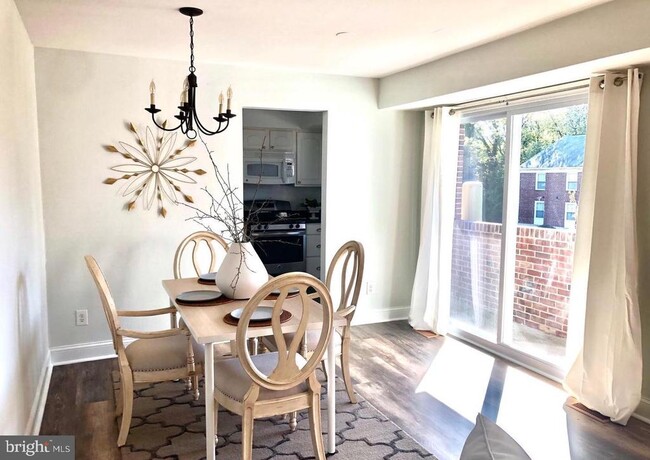 Foto del edificio - 345 Homeland Southway