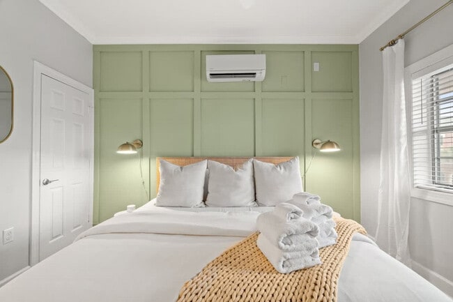 Building Photo - 10343 E County Hwy 30A