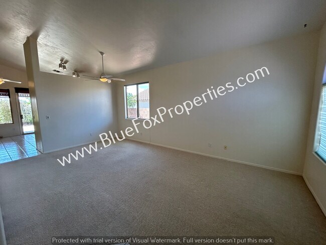 Foto del edificio - 931 N Western Ridge Trail