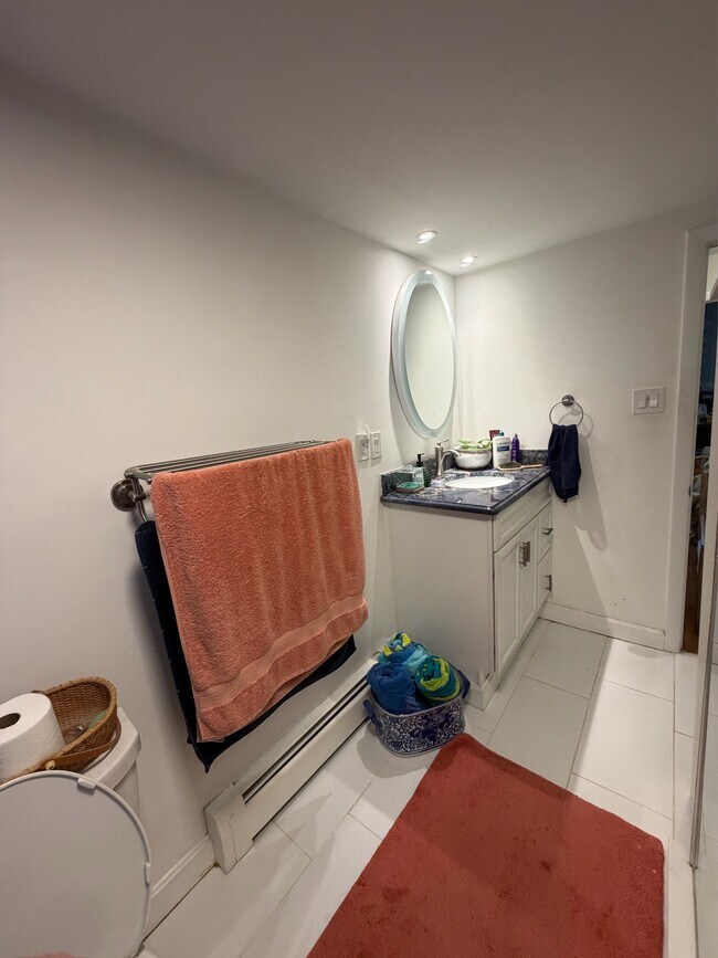 Photo - 86 Beacon St Townhome