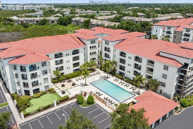 Building Photo - Casa Bella on Westshore