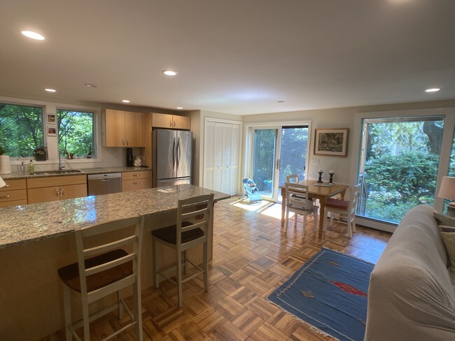 Foto del edificio - 27R Eliot St