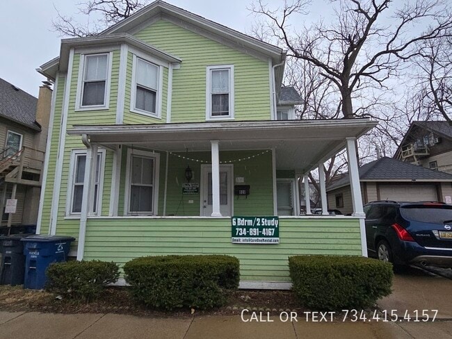 Photo - 609 E Ann St House