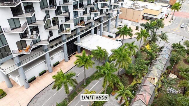 Foto del edificio - 5252 NW 85th Ave