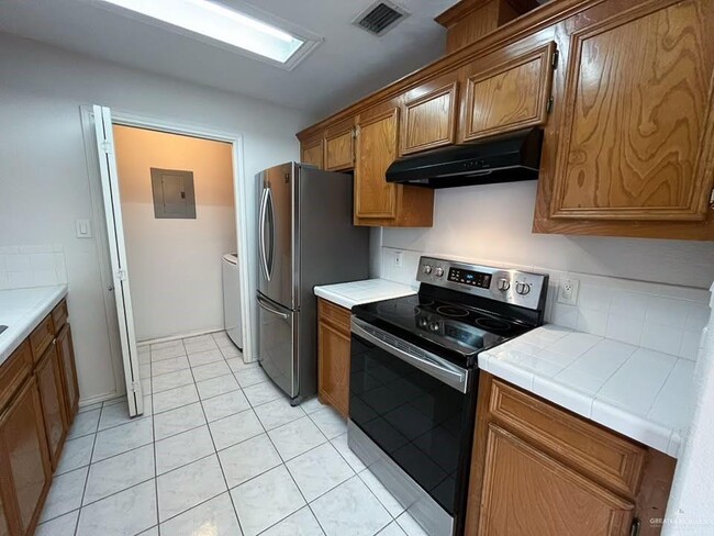 Foto del edificio - 18 N 8th St