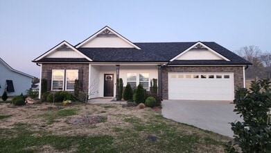 Building Photo - 259 R C Thompson Rd