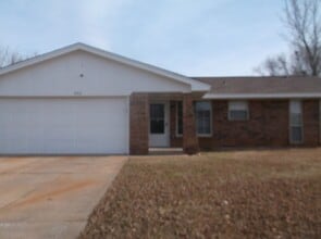 Building Photo - 4312 Spiva Dr